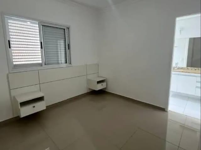 Apartamento 2 quartos e 2 banheiros, para alugar, no bairro Vila Mogilar em Mogi das Cruzes
