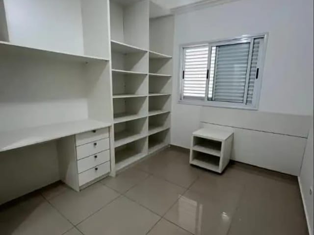 Apartamento 2 quartos e 2 banheiros, para alugar, no bairro Vila Mogilar em Mogi das Cruzes