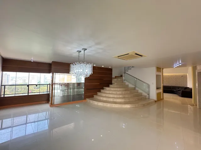 Apartamento com 10m² 4 quartos e 7 banheiros, à venda, no bairro Caiçaras em Londrina