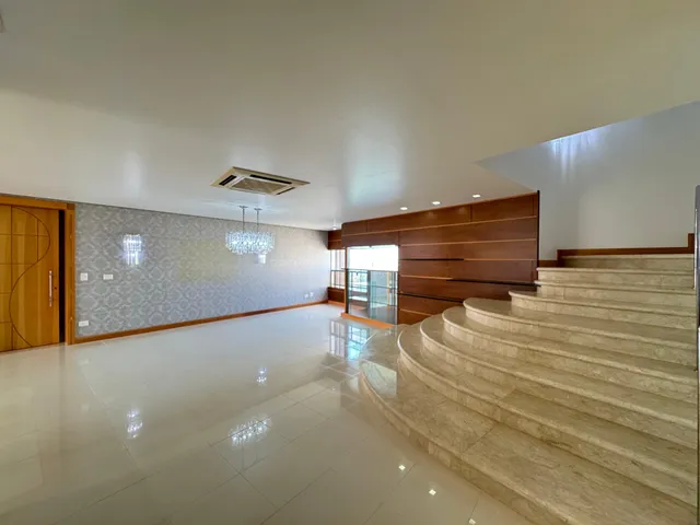 Apartamento com 10m² 4 quartos e 7 banheiros, à venda, no bairro Caiçaras em Londrina