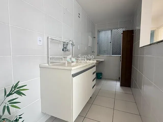 Apartamento 2 quartos e 1 banheiro, à venda, no bairro Santa Terezinha em Juiz de Fora