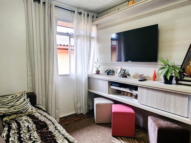 Foto do Apartamento - OPORTUNIDADE NO SITIO CERCADO  Apartamento à venda 2 dormitórios, excelente região com vaga coberta | IMOBILIÁRIA TRIHOUSES