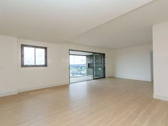 Apartamento com 138m² 3 quartos e 4 banheiros, à venda, no bairro Água Verde em Curitiba