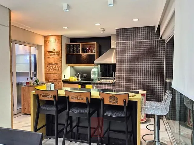 Apartamento com 181m² 3 quartos e 5 banheiros, à venda, no bairro Santa Teresinha em São Paulo