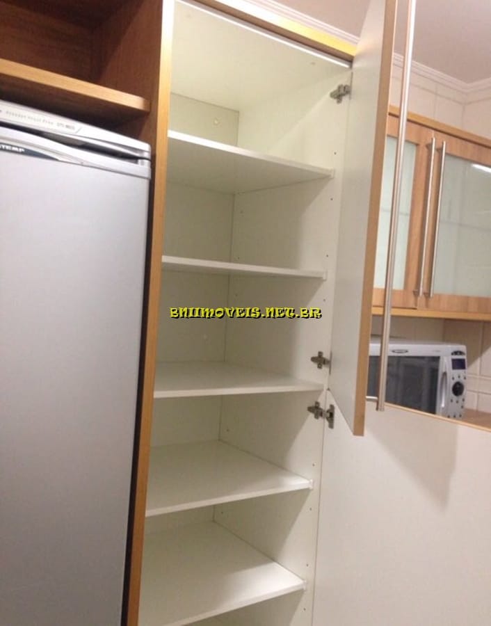 Apartamento para alugar com 3 quartos, 151m² - Foto 9