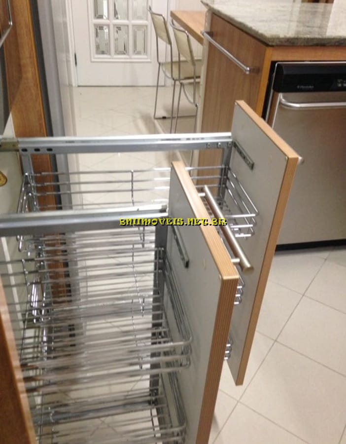 Apartamento para alugar com 3 quartos, 151m² - Foto 17