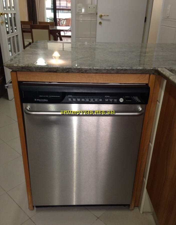 Apartamento para alugar com 3 quartos, 151m² - Foto 29