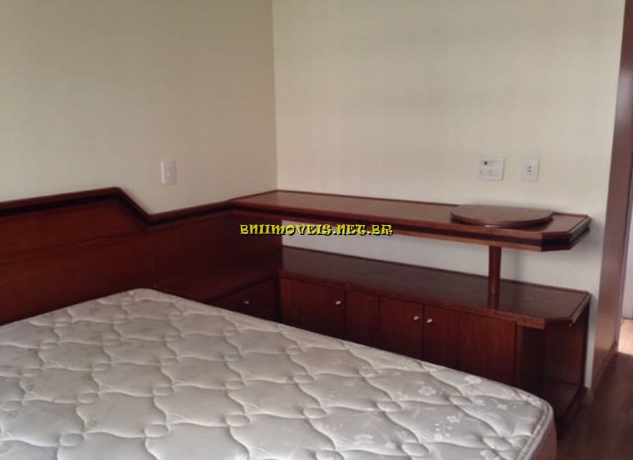 Apartamento para alugar com 3 quartos, 151m² - Foto 5
