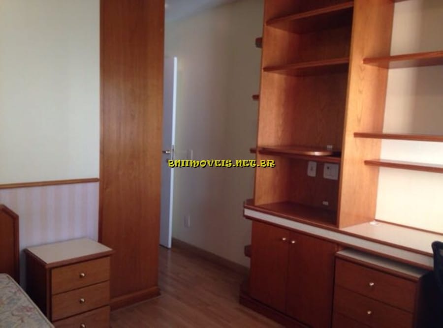 Apartamento para alugar com 3 quartos, 151m² - Foto 11