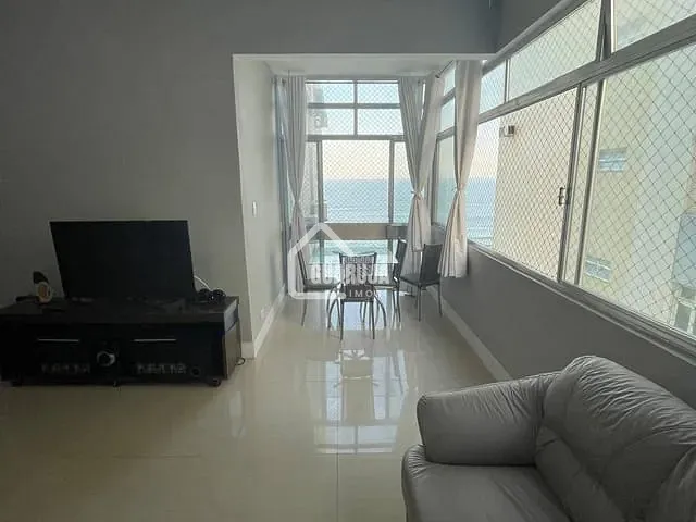Apartamento 3 quartos e 2 banheiros, à venda, no bairro Pitangueiras em Guarujá