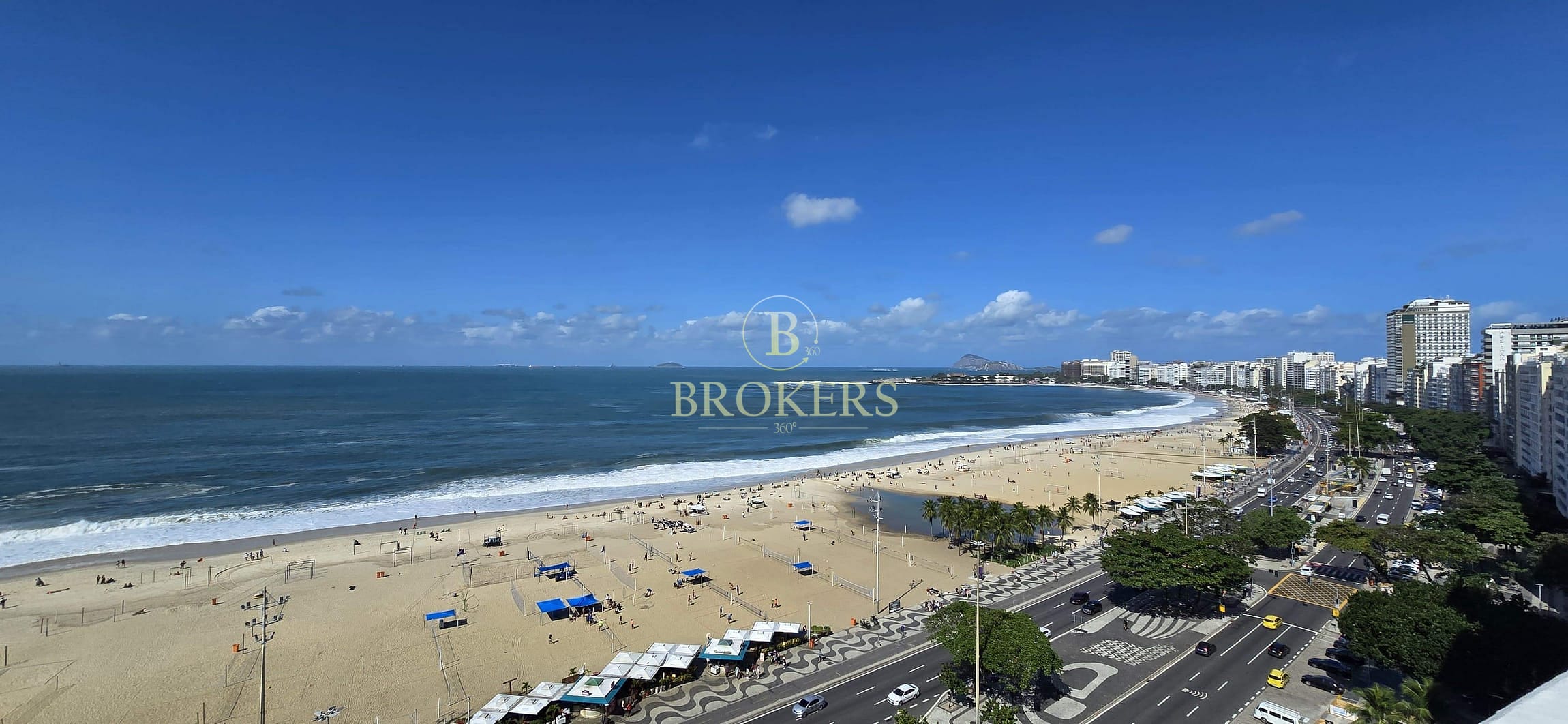 Apartamento a venda Av Atlântica - Copacabana. Frente mar, vista livre. 3 quartos, suíte - 95m². Próximo ao metrô e com portaria 24h.