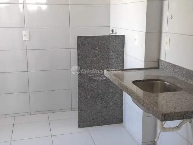 Apartamento 2 quartos e 1 banheiro, à venda, no bairro Parque Ideal em Teresina