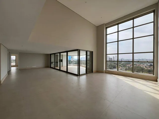 Apartamento com 10m² 4 quartos e 6 banheiros, à venda, no bairro Bela Suiça em Londrina