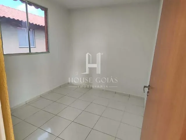 Apartamento 2 quartos e 1 banheiro, à venda, no bairro Residencial Santa Fé em Trindade