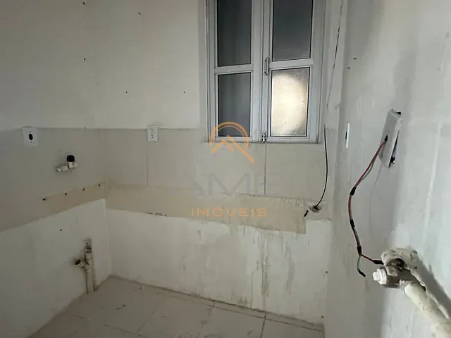 Apartamento 2 quartos e 1 banheiro, à venda, no bairro São Gonçalo em Pelotas