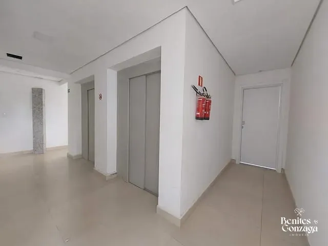 Apartamento com 232m² 3 quartos e 4 banheiros, à venda, no bairro Zona 07 em Maringá