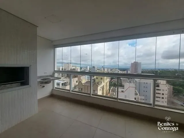 Apartamento com 232m² 3 quartos e 4 banheiros, à venda, no bairro Zona 07 em Maringá