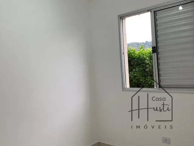 Apartamento 2 quartos e 1 banheiro, para alugar, no bairro Jardim Leonor em Cotia