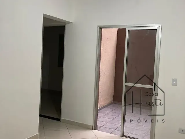 Apartamento 2 quartos e 1 banheiro, para alugar, no bairro Jardim Leonor em Cotia