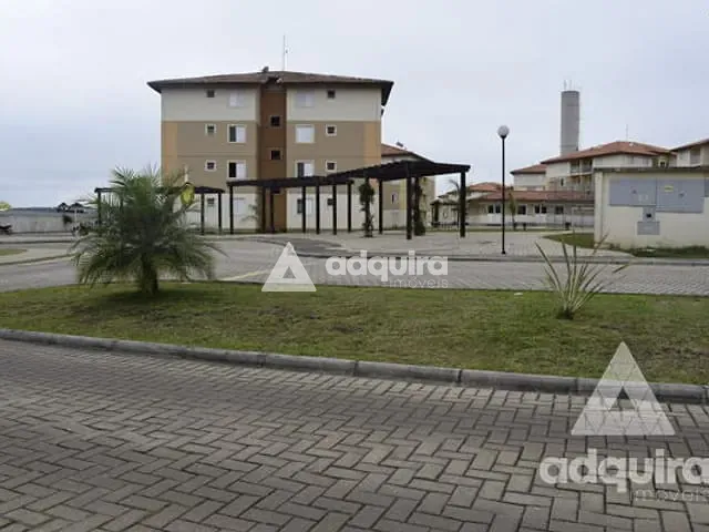 Apartamento com 75m² 3 quartos e 1 banheiro, à venda, no bairro Uvaranas em Ponta Grossa