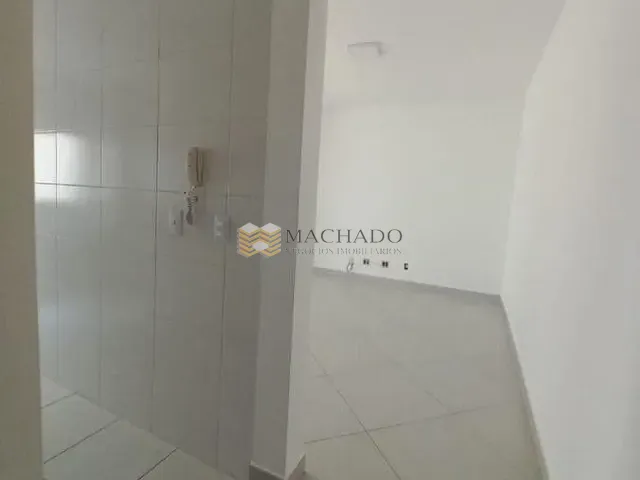 Apartamento 3 quartos e 2 banheiros, à venda, no bairro Vila Bossi em Louveira