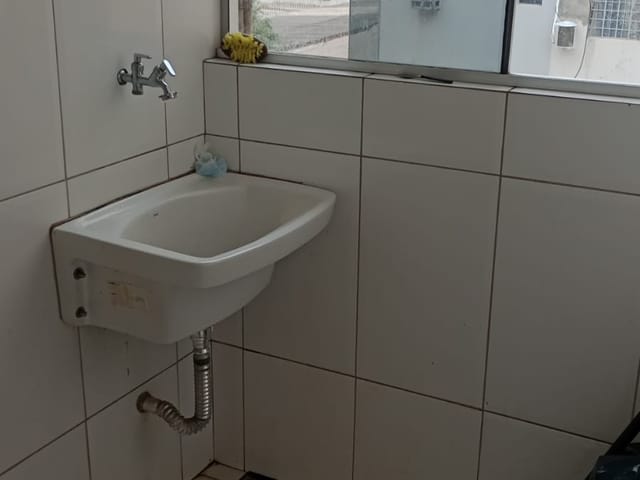 Foto do Apartamento - Apartamento à venda, Residencial Santa Inês, Cuiabá, MT. 2 quartos, banheiro, 1 vaga de garagem, 52 m2 úteis, porcelanato, reformado | Lyah Jaudy Imóveis