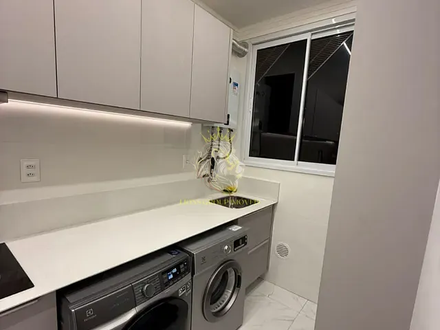 Apartamento 2 quartos e 2 banheiros, à venda, no bairro Tabuleiro em Camboriú