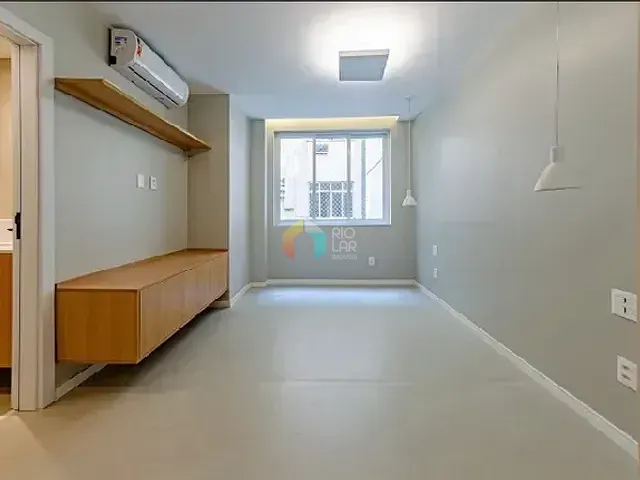 Apartamento com 120m² 3 quartos e 2 banheiros, à venda, no bairro Ipanema em Rio de Janeiro