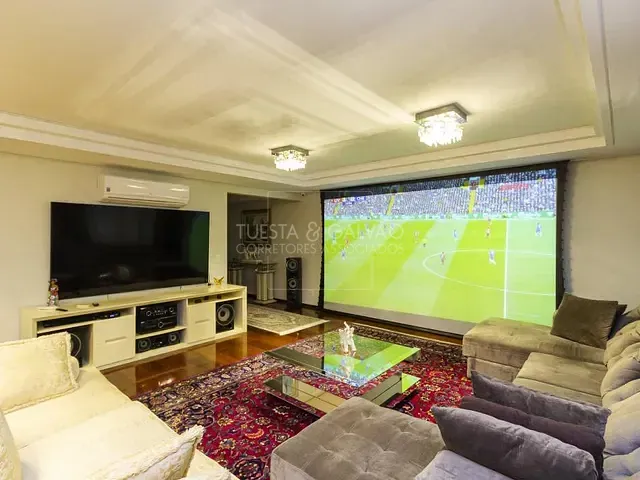 Apartamento com 240m² 4 quartos e 5 banheiros, à venda, no bairro Batel em Curitiba