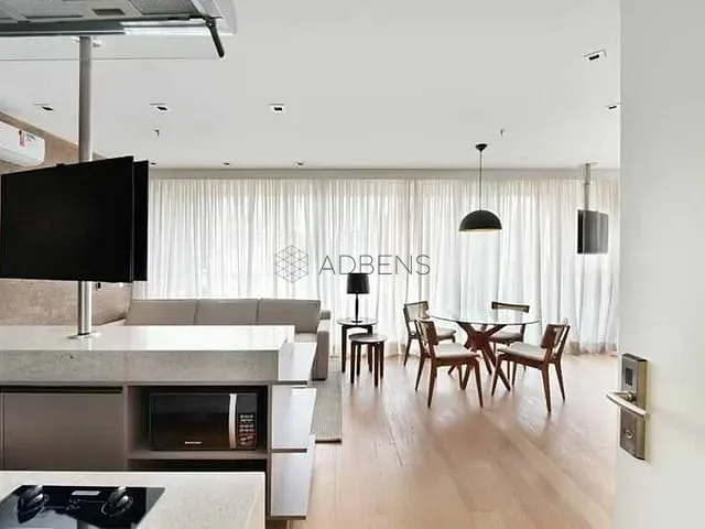 Apartamento 1 quarto e 1 banheiro, à venda ou para alugar, no bairro Vila Olímpia em São Paulo