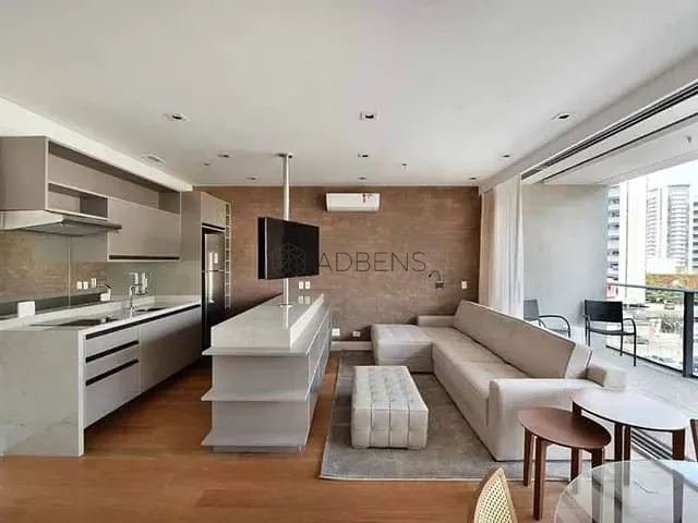 Apartamento 1 quarto e 1 banheiro, à venda ou para alugar, no bairro Vila Olímpia em São Paulo