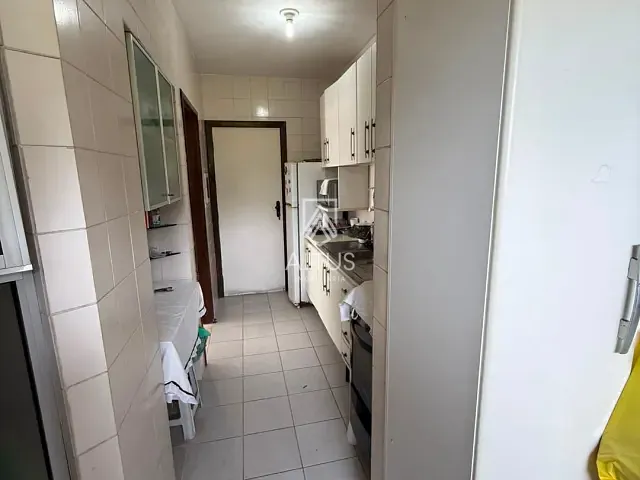 Apartamento 3 quartos e 1 banheiro, à venda, no bairro Imbuí em Salvador