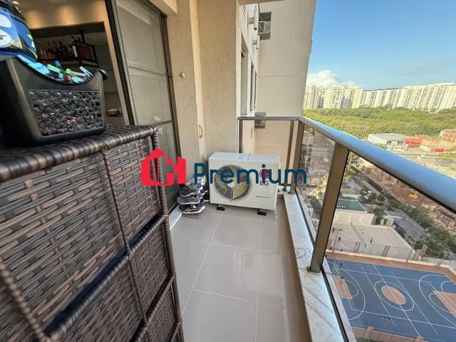 Apartamento 2 quartos e 2 banheiros, à venda, no bairro Jacarepaguá em Rio de Janeiro