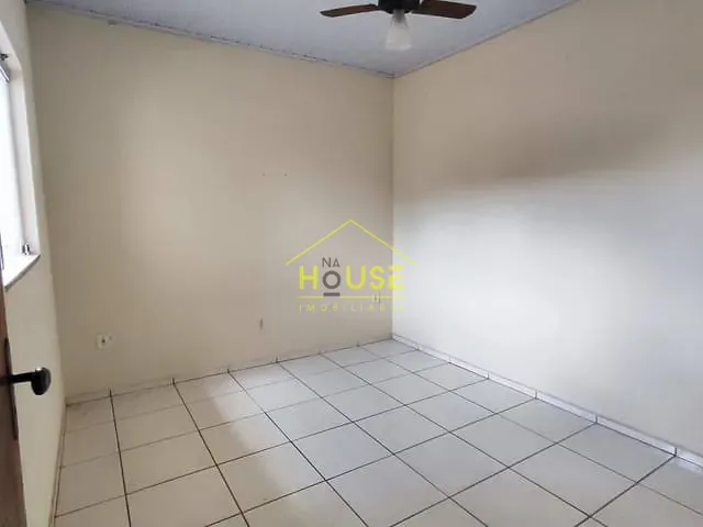 Apartamento 2 quartos e 1 banheiro, para alugar, no bairro Jardim Alvorada em Votuporanga