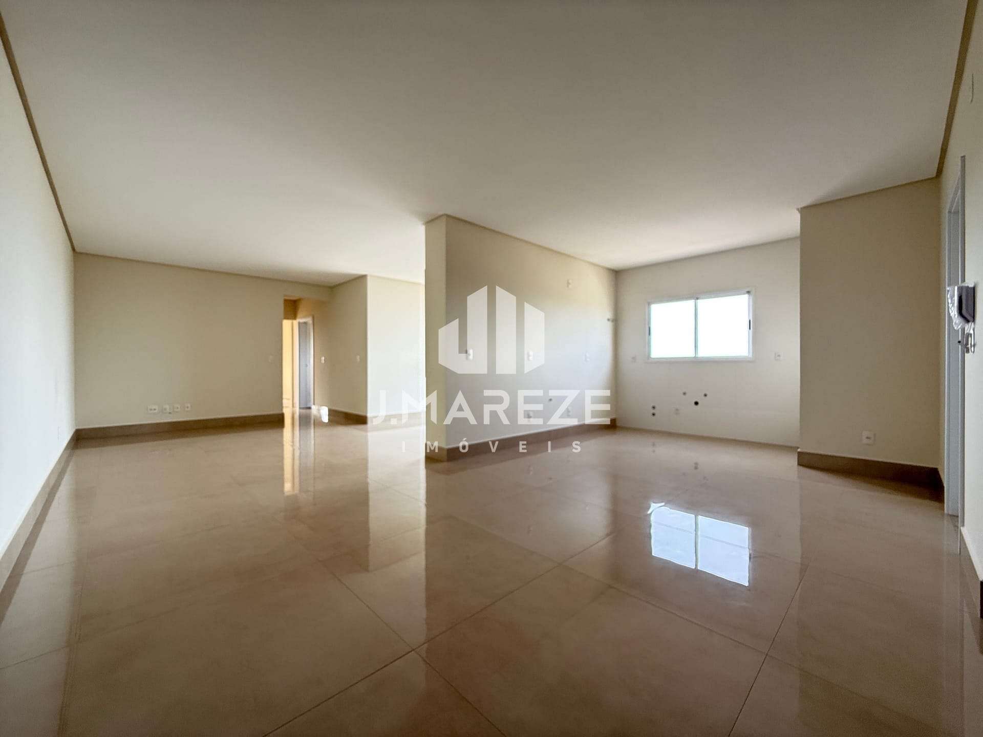Apartamento à venda com 2 quartos, 134m² - Foto 4