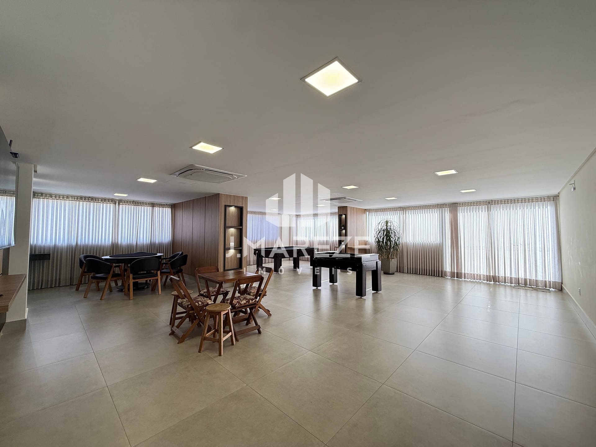 Apartamento à venda com 2 quartos, 134m² - Foto 19