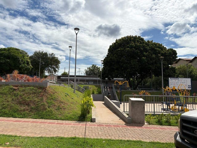 Apartamento 3 quartos e 1 banheiro, à venda, no bairro Tietê em Londrina