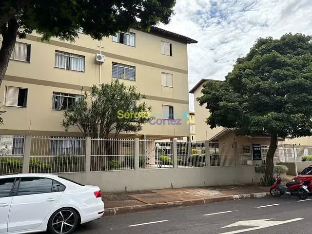 Apartamento 3 quartos e 1 banheiro, à venda, no bairro Tietê em Londrina