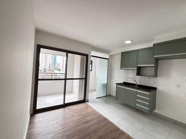 Apartamento 2 quartos e 2 banheiros, à venda, no bairro Vila São Pedro em Santo André