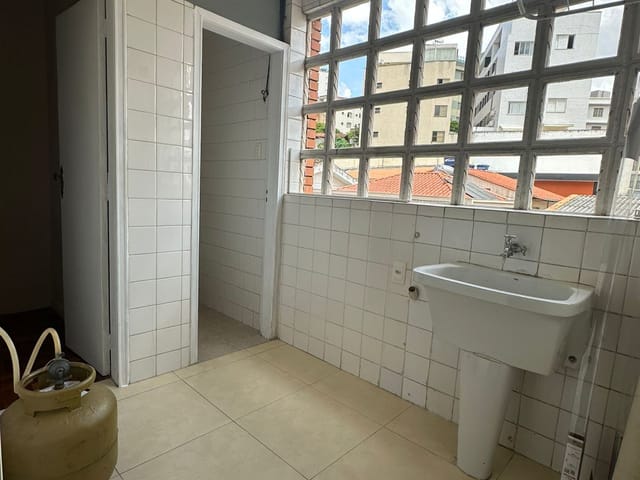 Apartamento 3 quartos e 1 banheiro, à venda, no bairro Santo Antônio em Belo Horizonte