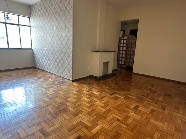 Apartamento 3 quartos e 1 banheiro, à venda, no bairro Santo Antônio em Belo Horizonte