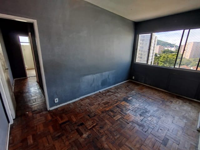Apartamento 2 quartos e 1 banheiro, à venda, no bairro Grajaú em Rio de Janeiro
