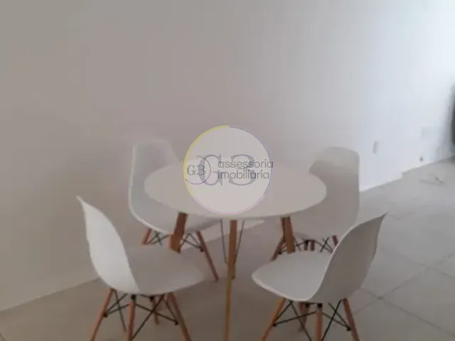 Apartamento 1 quarto e 1 banheiro, para alugar, no bairro Centro em Pelotas