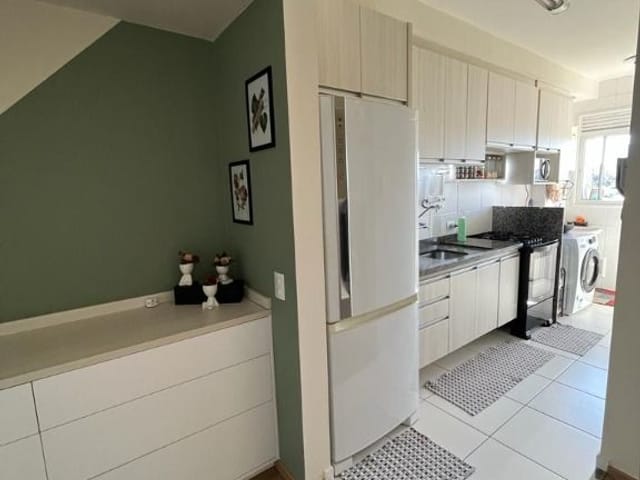 Apartamento com 109m² 3 quartos e 2 banheiros, para alugar, no bairro Aurora em Londrina