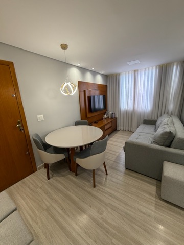 Apartamento 2 quartos e 1 banheiro, à venda, no bairro Parque Xangri-Lá em Contagem