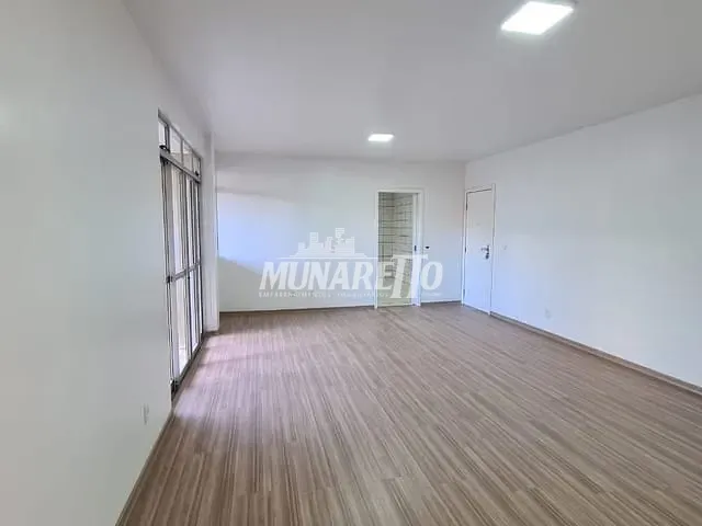 Apartamento com 162m² 3 quartos e 2 banheiros, à venda, no bairro Centro em Concórdia