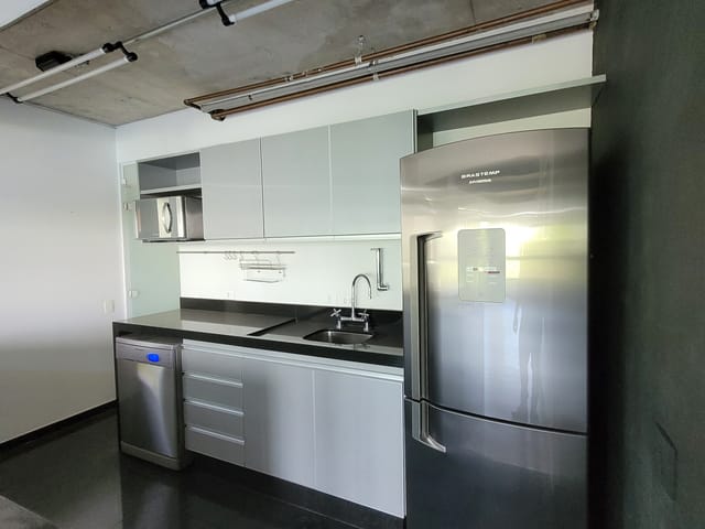 Apartamento 1 quarto e 3 banheiros, para alugar, no bairro Pinheiros em São Paulo