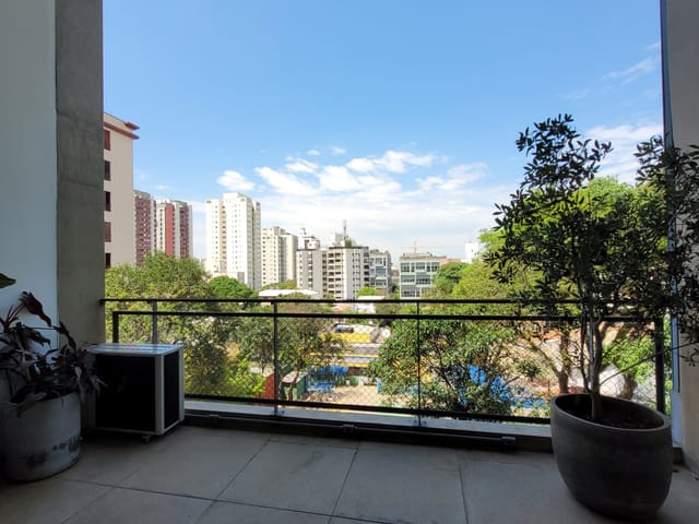 Apartamento 1 quarto e 3 banheiros, para alugar, no bairro Pinheiros em São Paulo