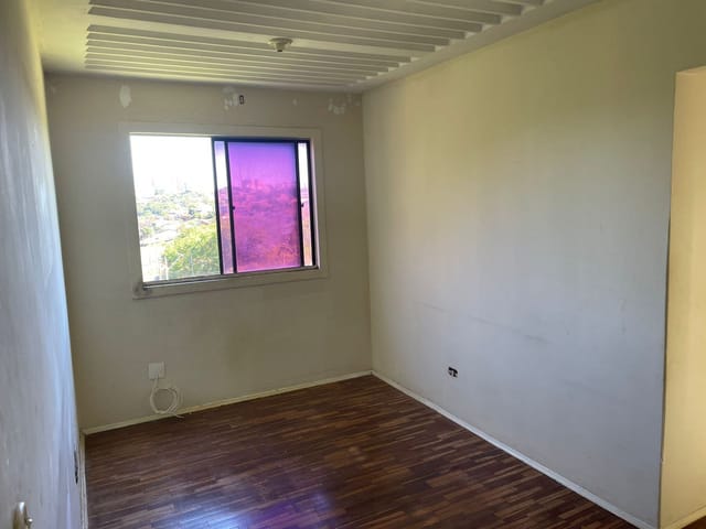 Apartamento 2 quartos e 1 banheiro, à venda ou para alugar, no bairro San Fernando em Londrina