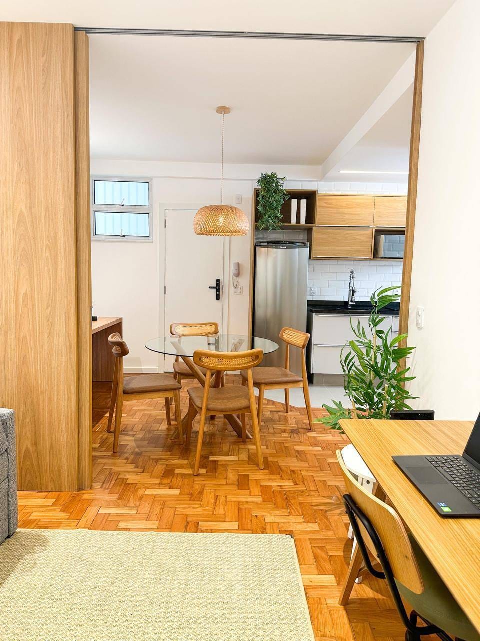 Apartamento modernizado, 42m², porteira fechada em Ipanema, a 2 min da Praça General Osório e metrô! Pronto para morar!